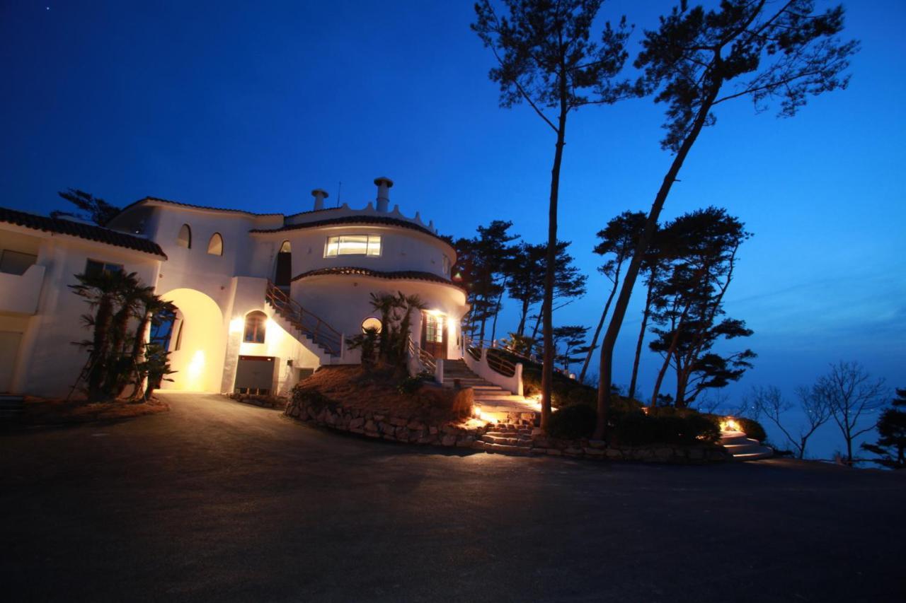 Club Es Tongyeong Resort Luaran gambar
